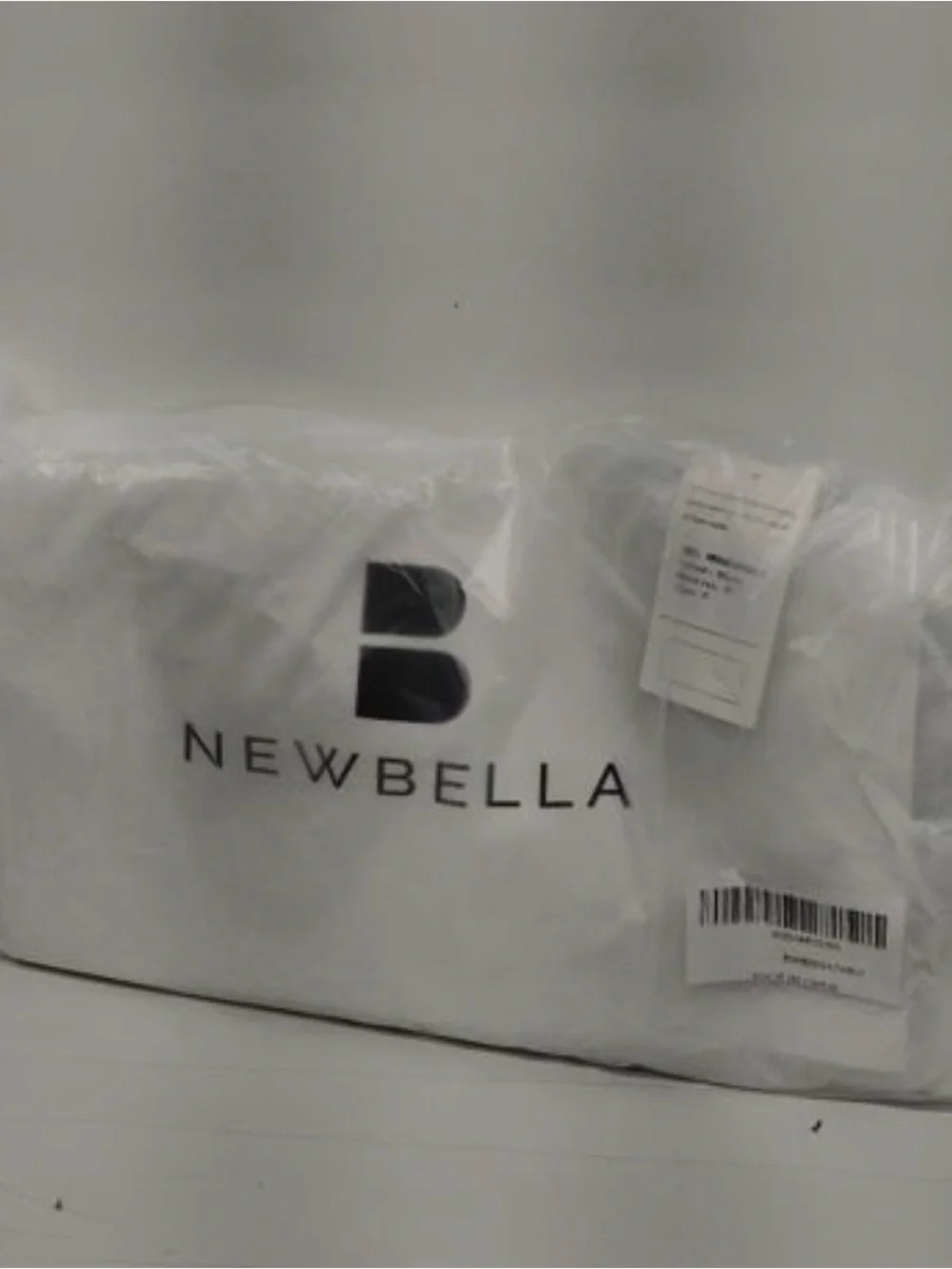 N/A black shoulder